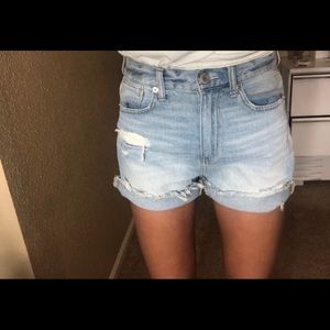 American Eagle Light Wash Denim Mom Shorts